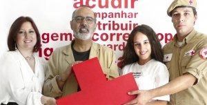 Volunt&aacute;rios